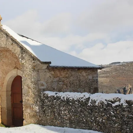 ベッド・アンド・ブレックファスト Les De La Dourbie 3*